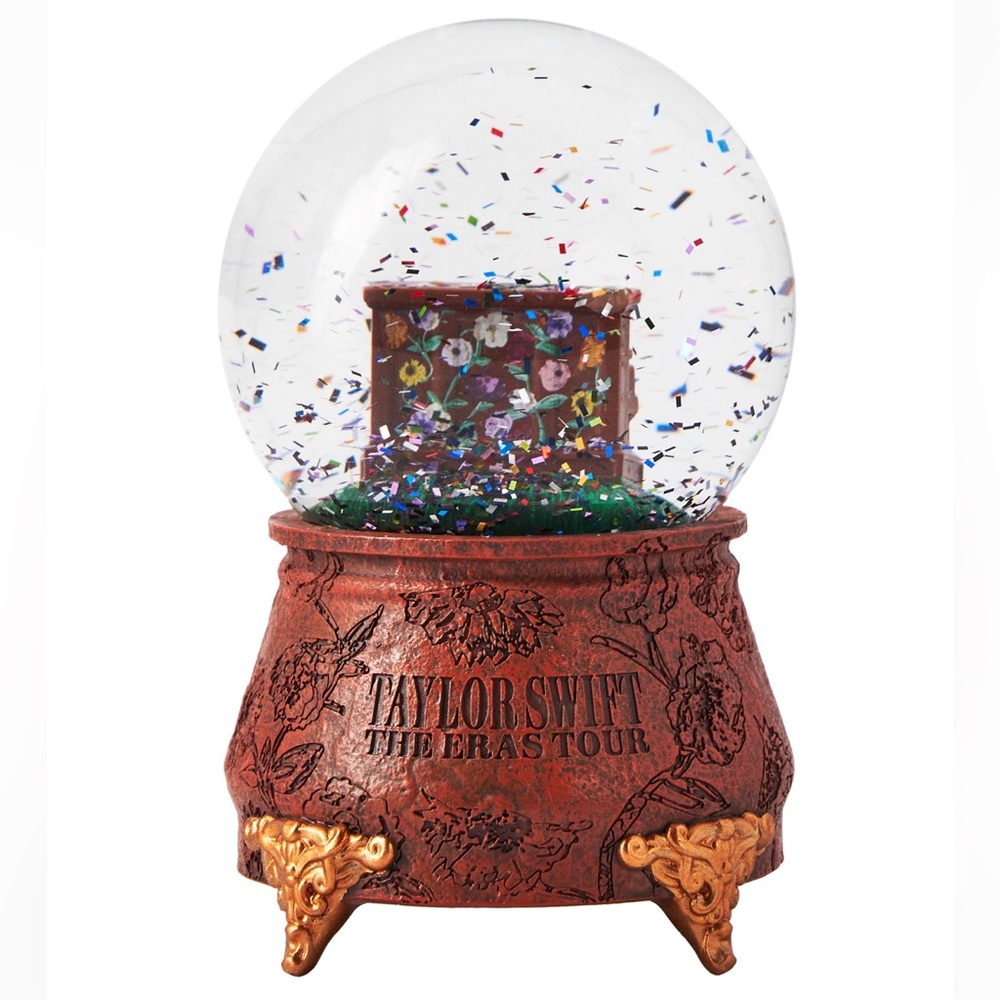 NEW Taylor Swift The Eras Tour Acoustic Piano Snow Globe